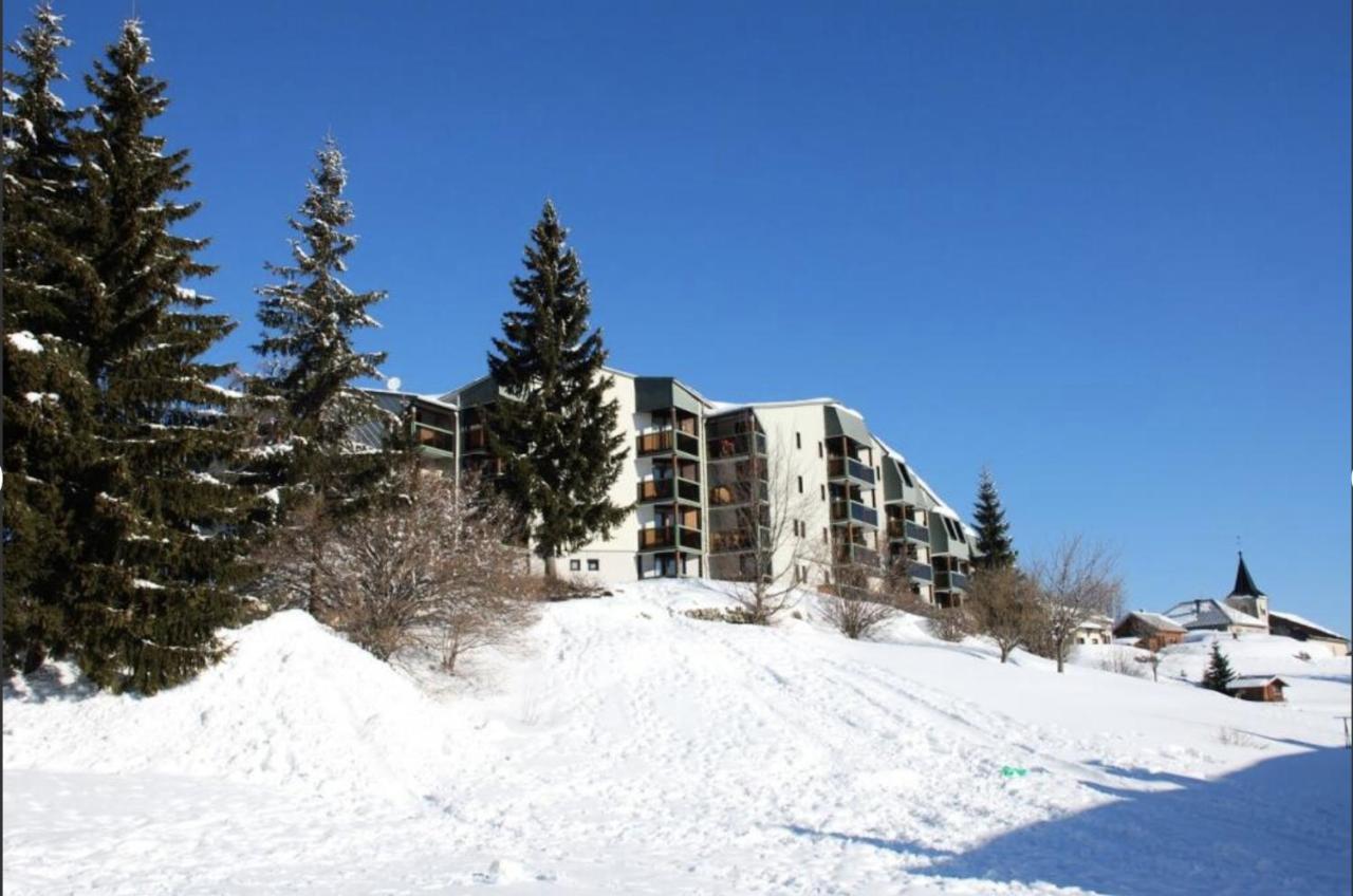 Le Cernois -Centrre Du Village - Pistes De Luge, Ski Fond, Patinoire, Commerces A 100M Prémanon Zewnętrze zdjęcie